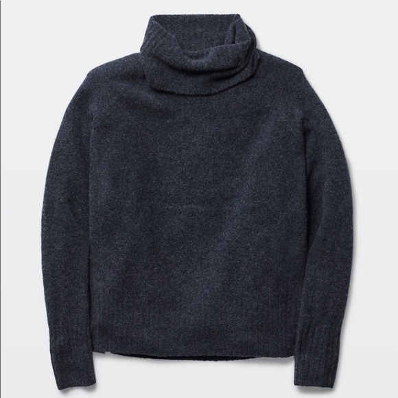 Community sweater - Picture 3 of 7